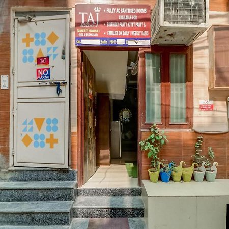 Отель Oyo 74060 Taj Residency Нью-Дели Экстерьер фото